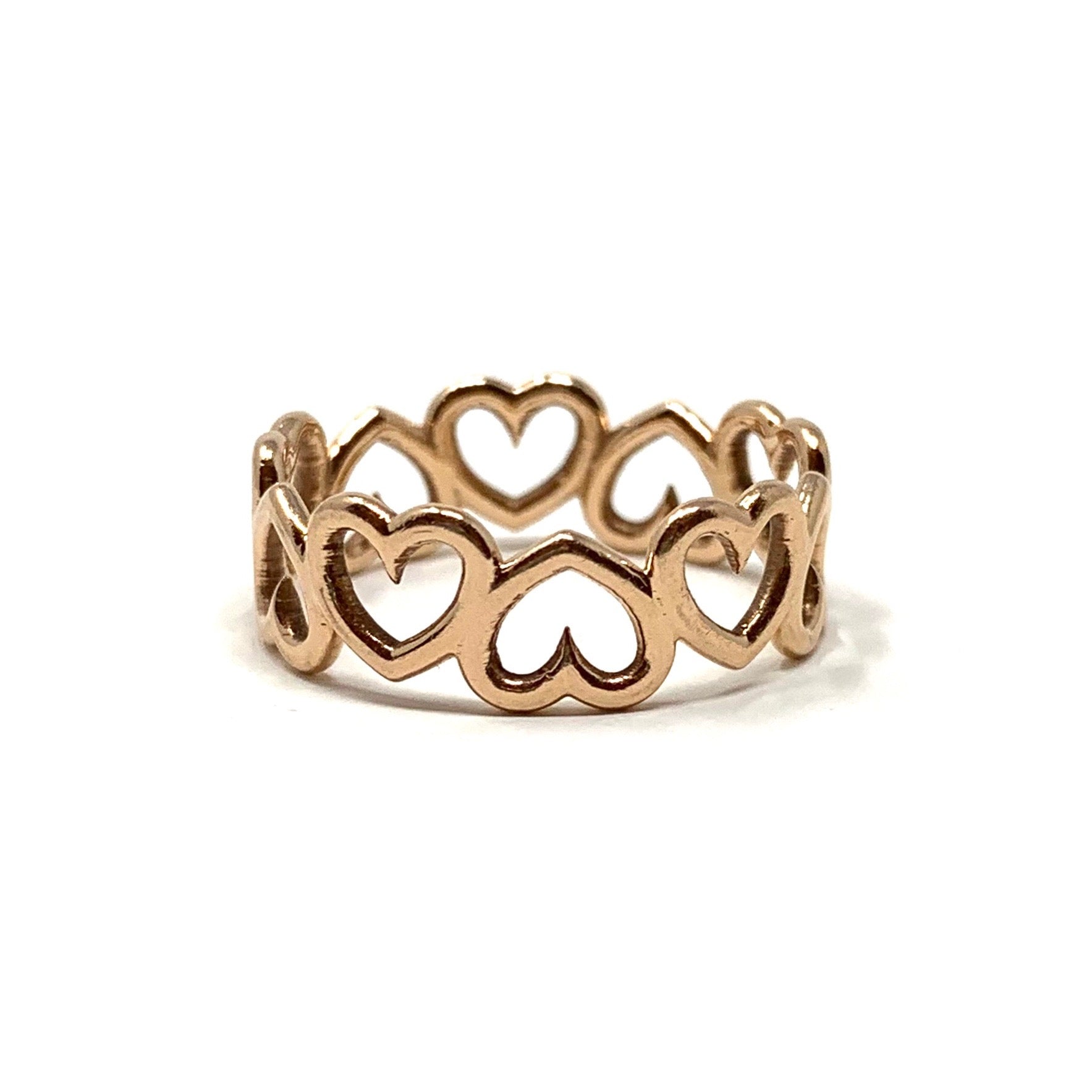 Head over heal in love yellow gold heart ring from Boussidan Joaillerie