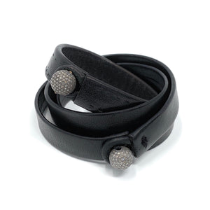 WHITE GOLD PAVÉ DIAMOND TRIPLE WRAP LEATHER BRACELET